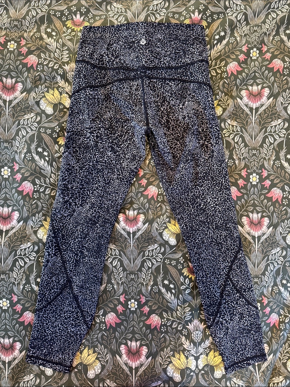 lululemon In Movement 25” Tight